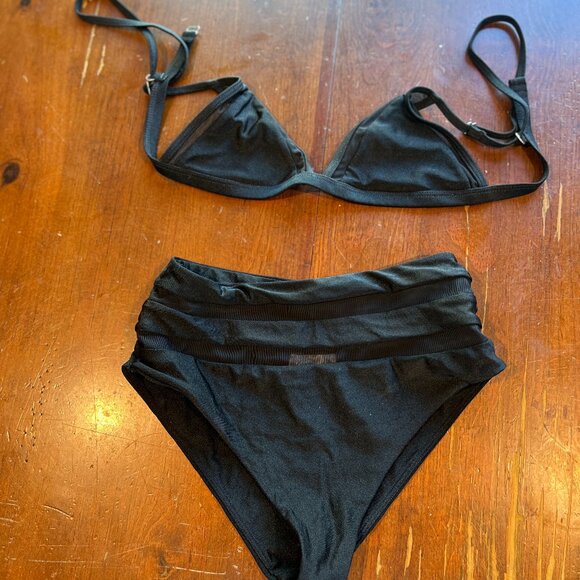Shaycation x REVOLVE Bikini Set RARE - Picture 1 of 8